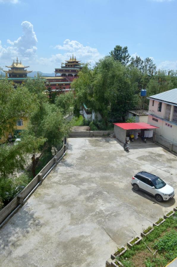 Zhim Zhim Guest House Bīr Kültér fotó
